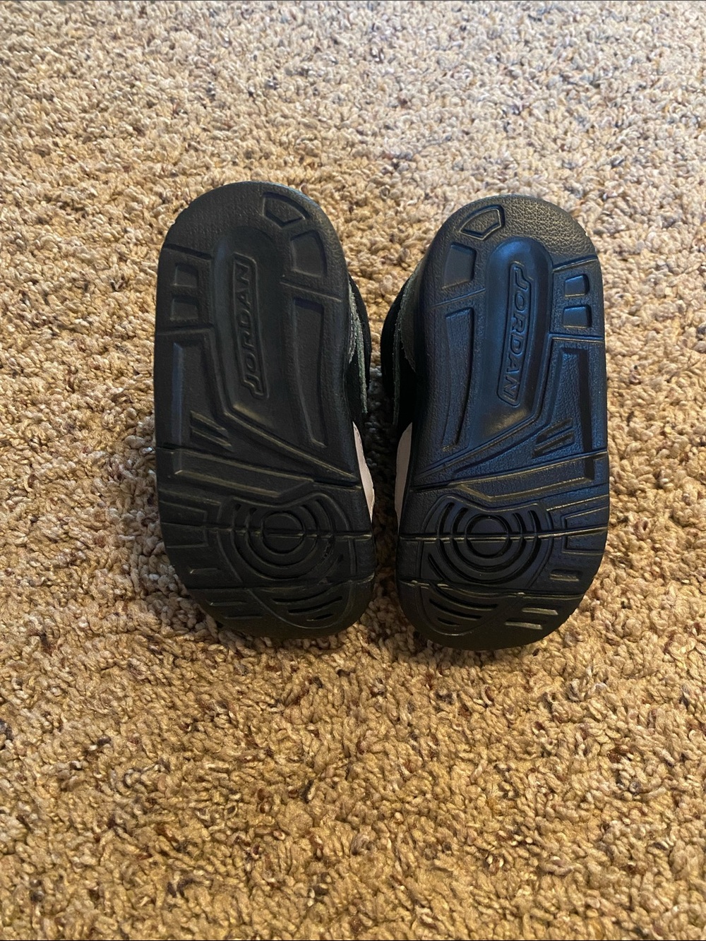 5C Shoes - Picture 8 of 9
